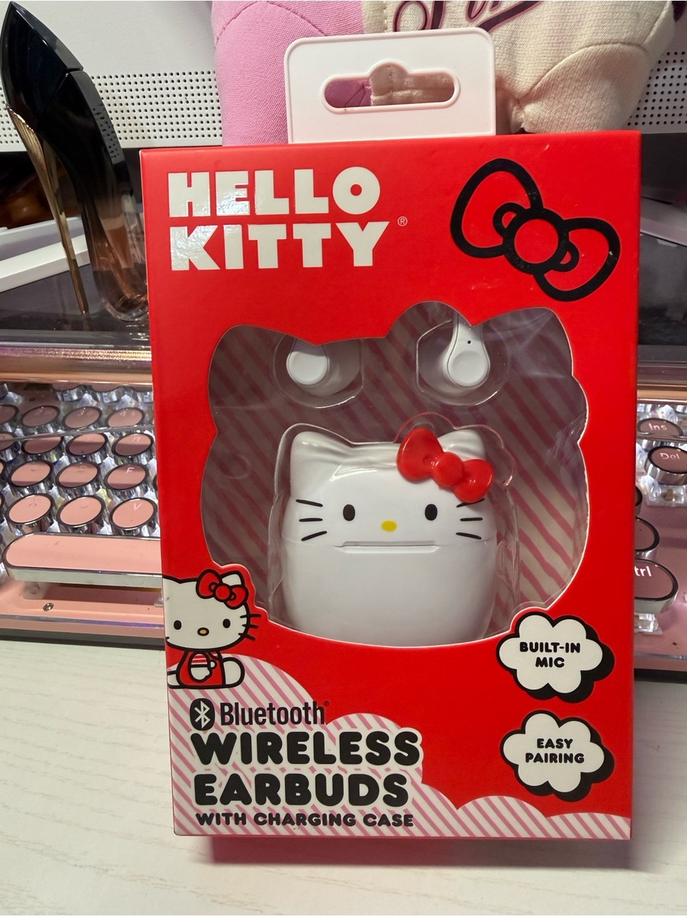 Hello Kitty Bluetooth wireless earbuds NEW